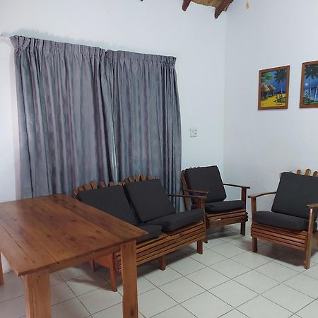 East Africa Safaris Villa Chizavane Exteriör bild